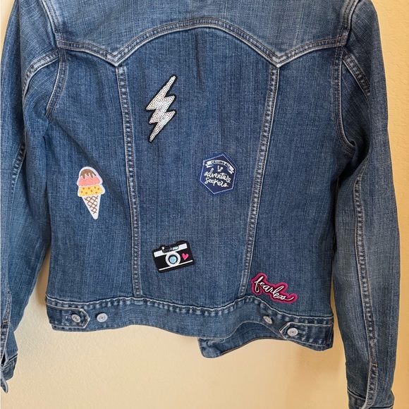 Gap Denim Jacket Coat with Custom Patches Size Medium - Picture 6 of 6